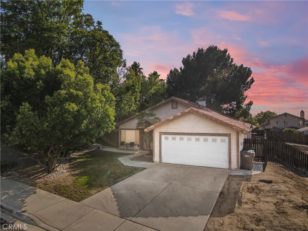 Photo of Listing #SW25172597