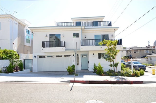 2100 Carnegie Lane, Redondo Beach.