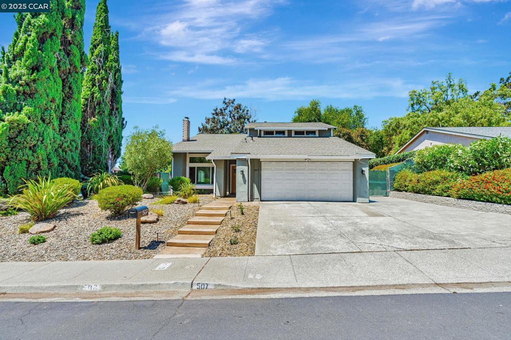 Photo of Listing #41106742