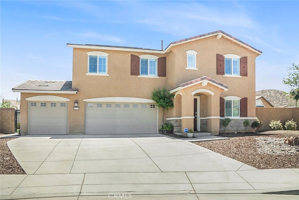 Photo of Listing #DW25172451