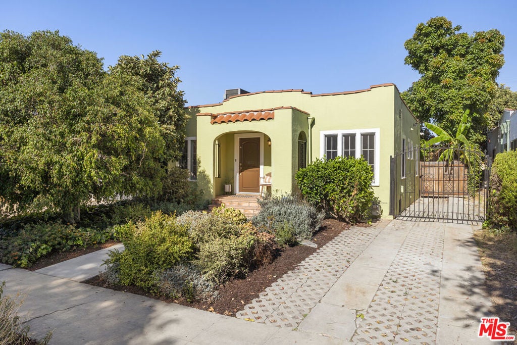 Photo of Listing #25562303