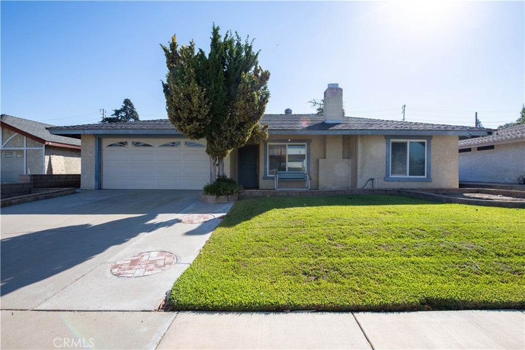 Photo of Listing #IV25170604