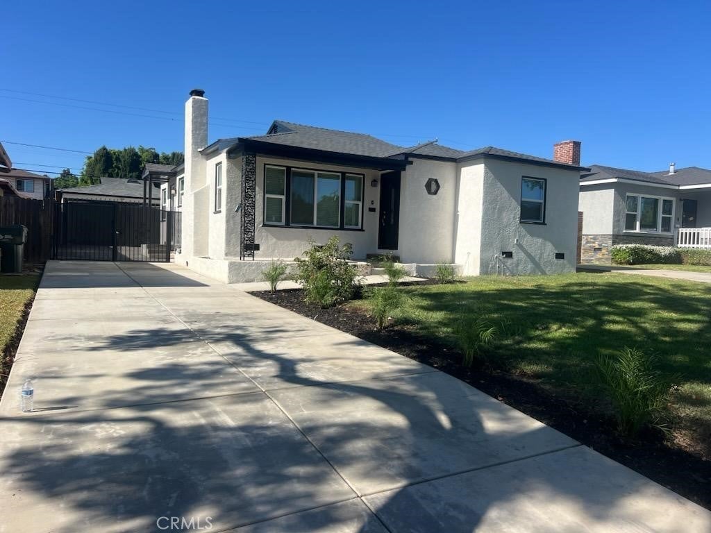 Photo of Listing #IV25173092