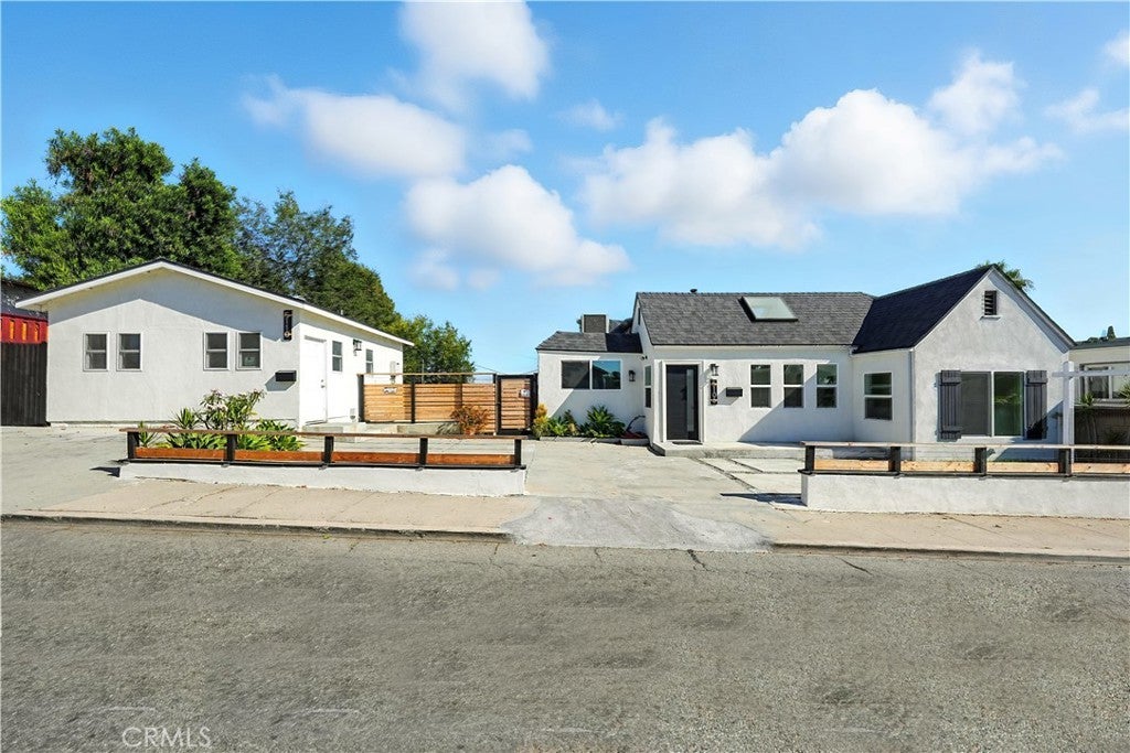 Photo of Listing #PW25172882