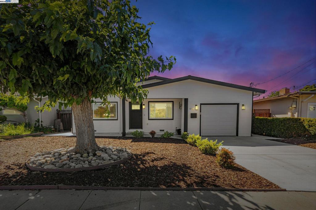 Photo of Listing #41106779