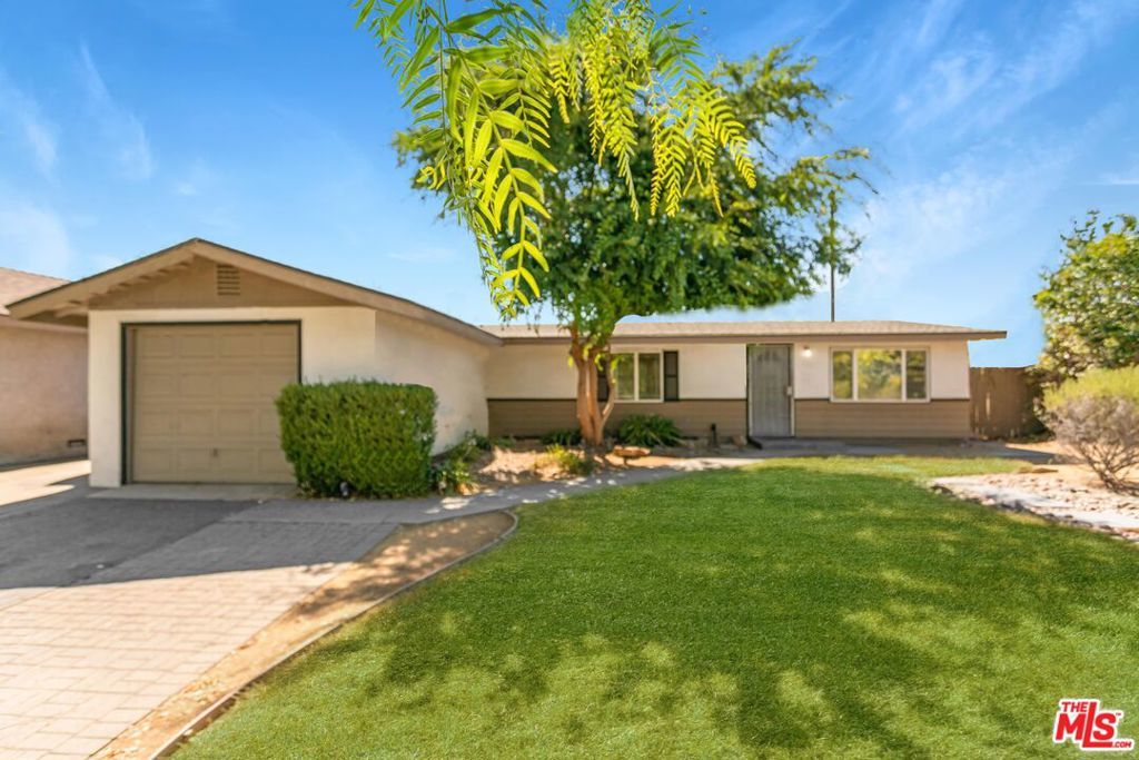 Photo of Listing #25572849