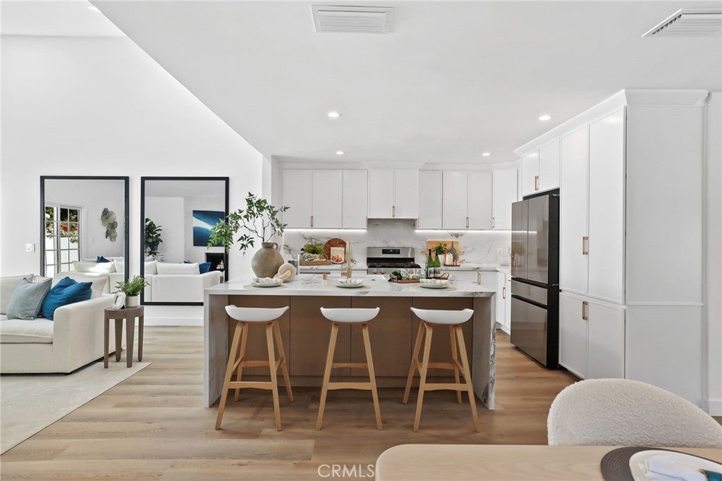 Photo of Listing #OC25173145