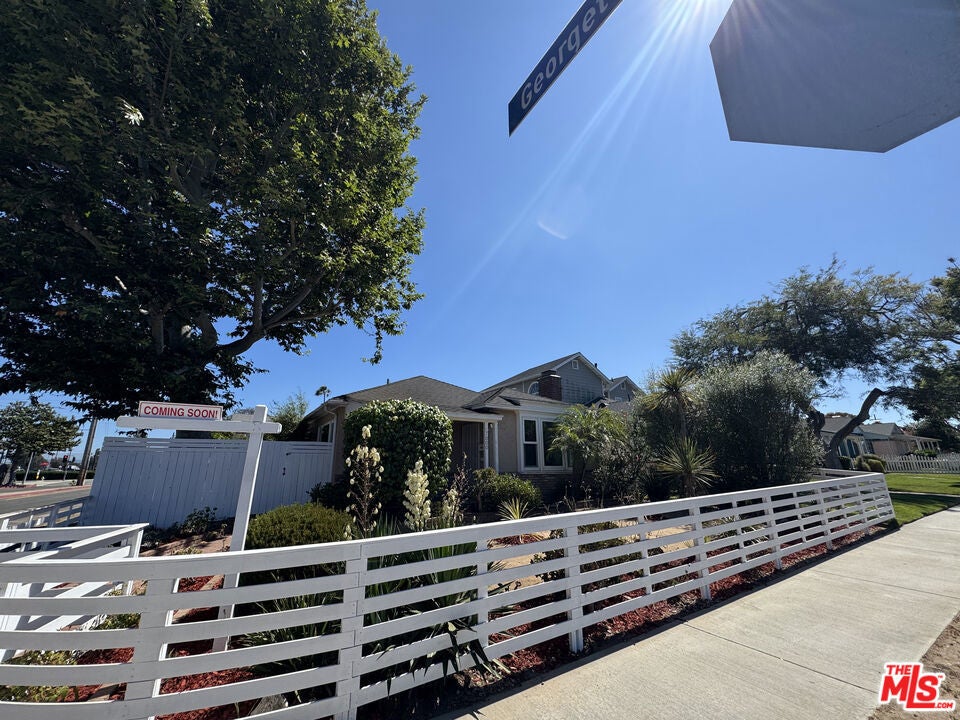 Photo of Listing #25572067