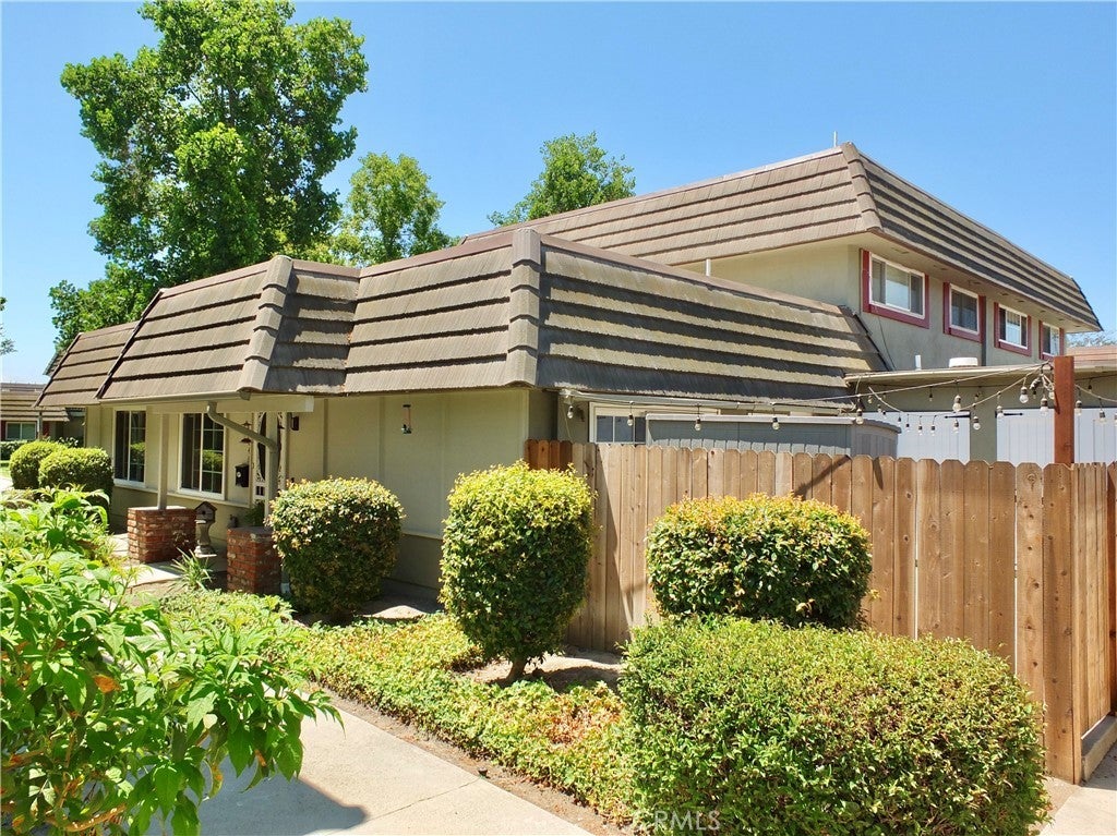 Photo of Listing #RS25172957