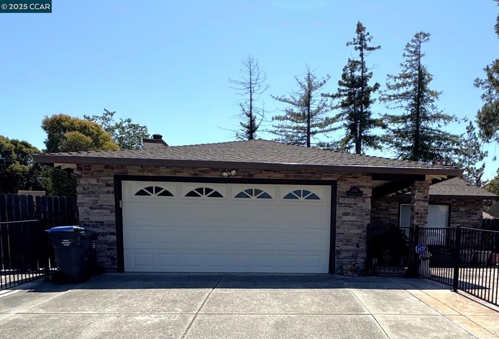 Photo of Listing #41106834