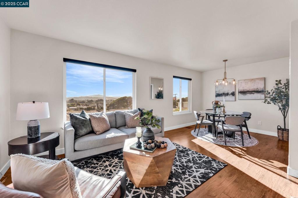 Photo of Listing #41106854