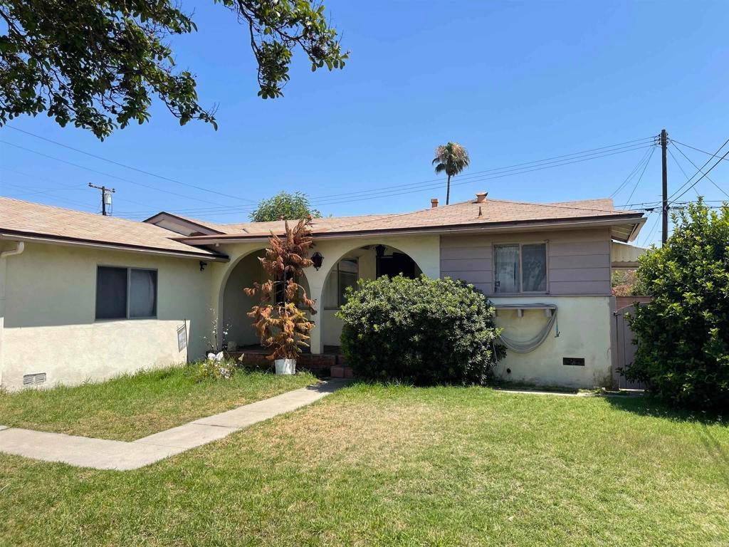 Photo of Listing #PTP2505864