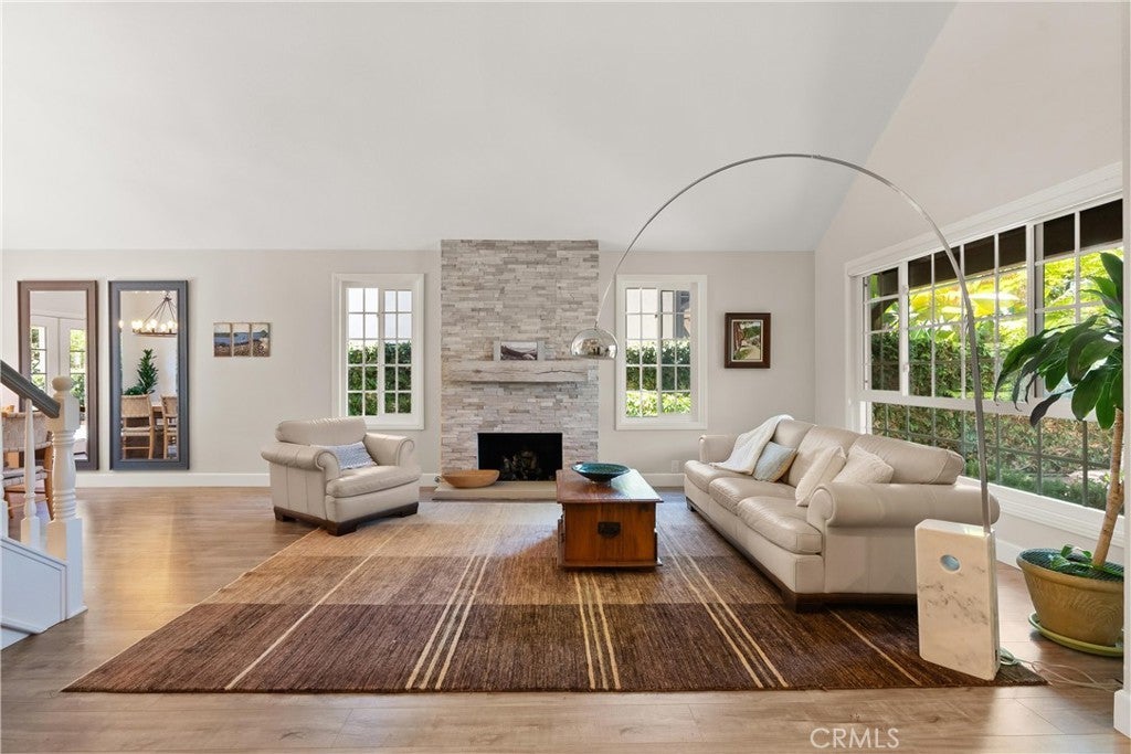 Photo of Listing #OC25173128