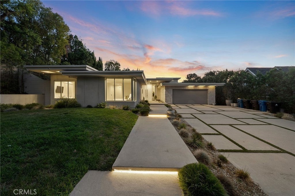 Photo of Listing #SR25152969