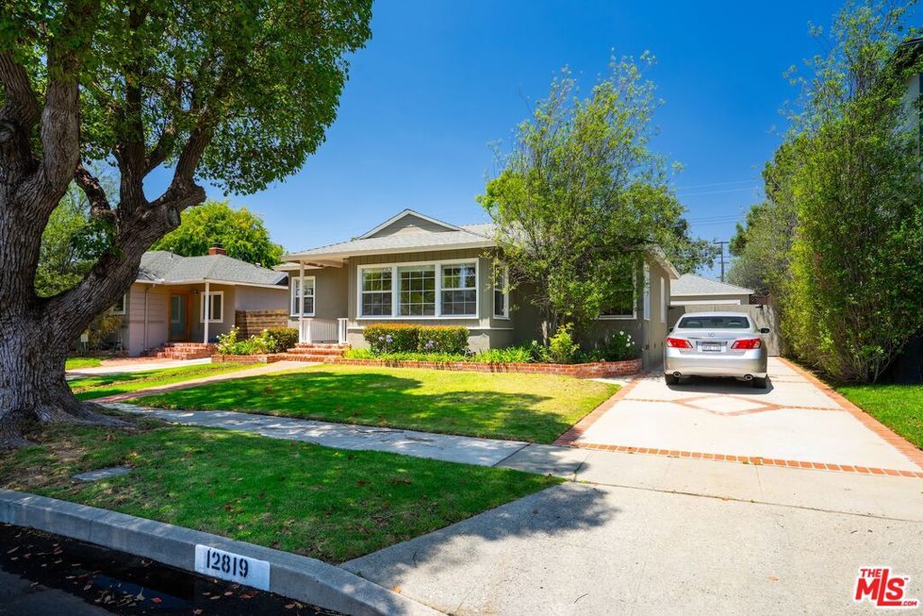 Photo of Listing #25573133