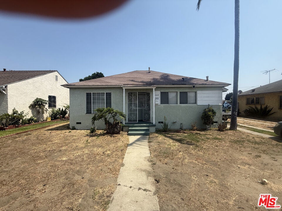 Photo of Listing #25573299