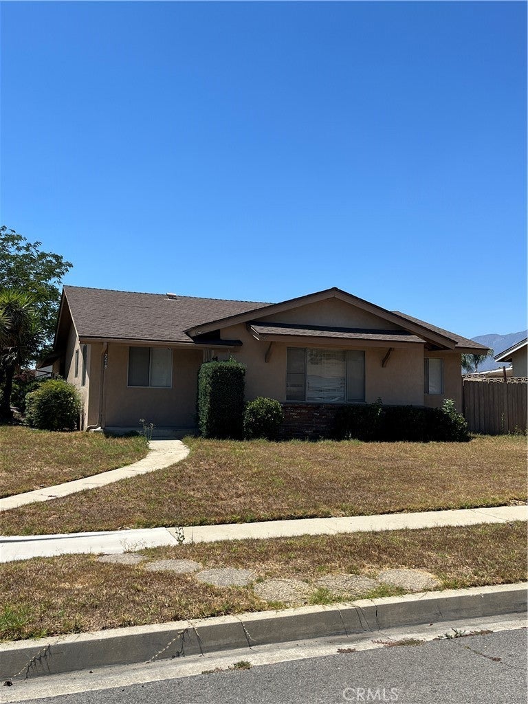 Photo of Listing #IV25174115