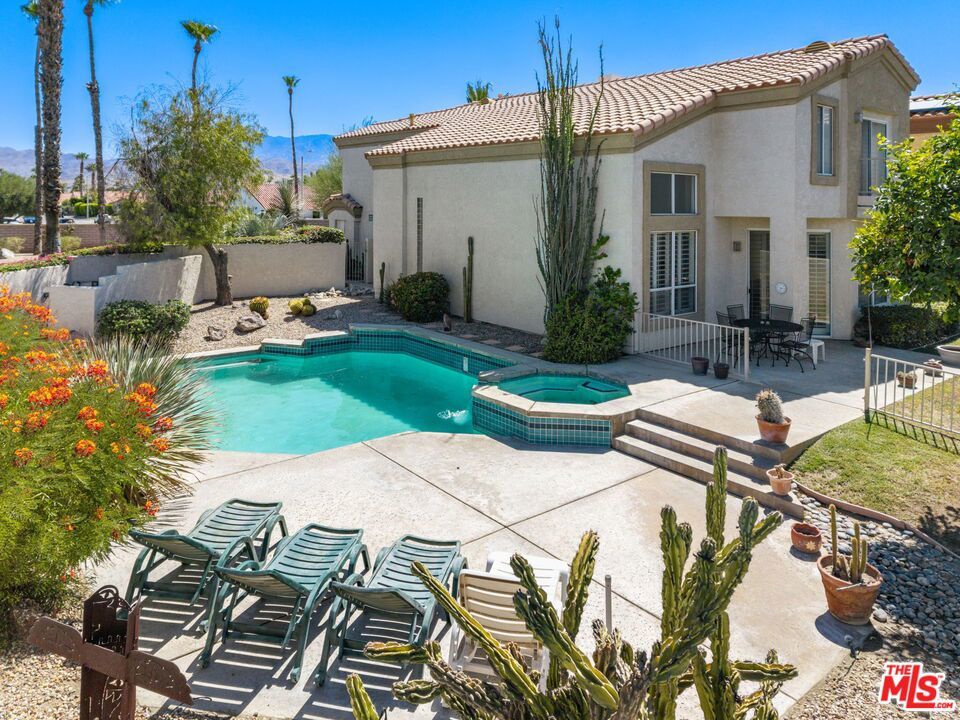 Photo of Listing #25571405