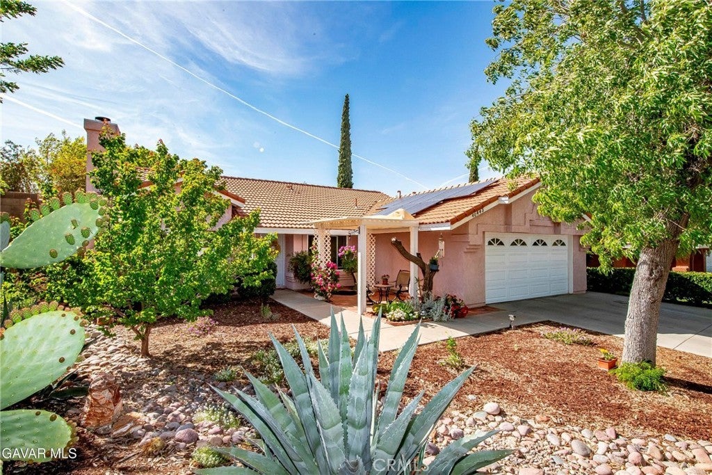 Photo of Listing #SR25173982