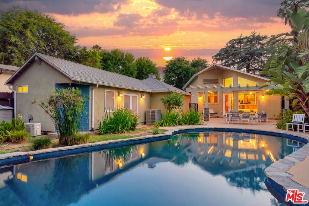 Photo of Listing #25569589