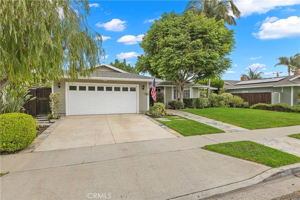 Photo of Listing #OC25174354