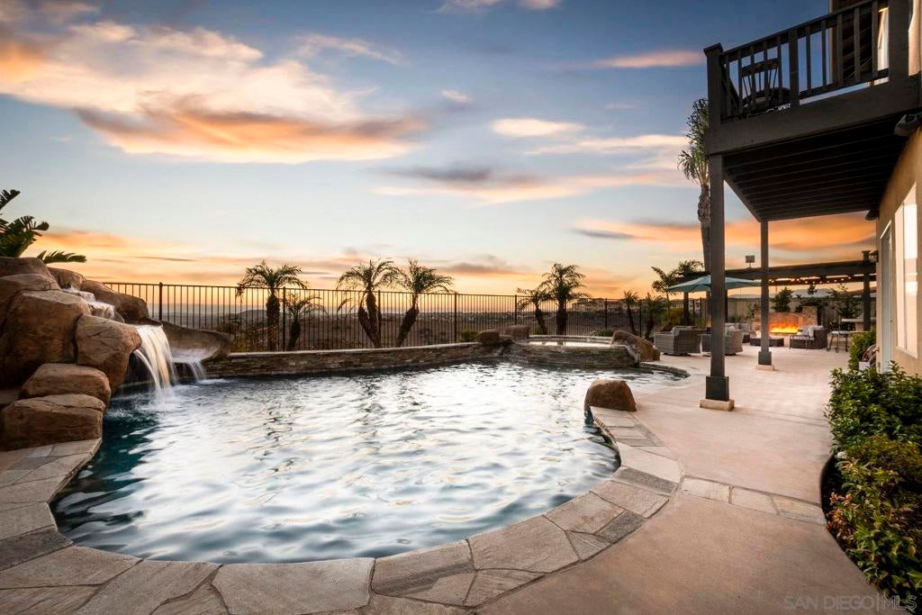 Photo of Listing #250035280SD