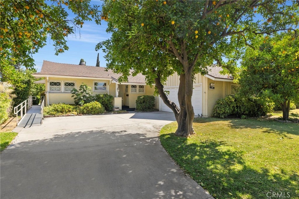 Photo of Listing #SR25173457