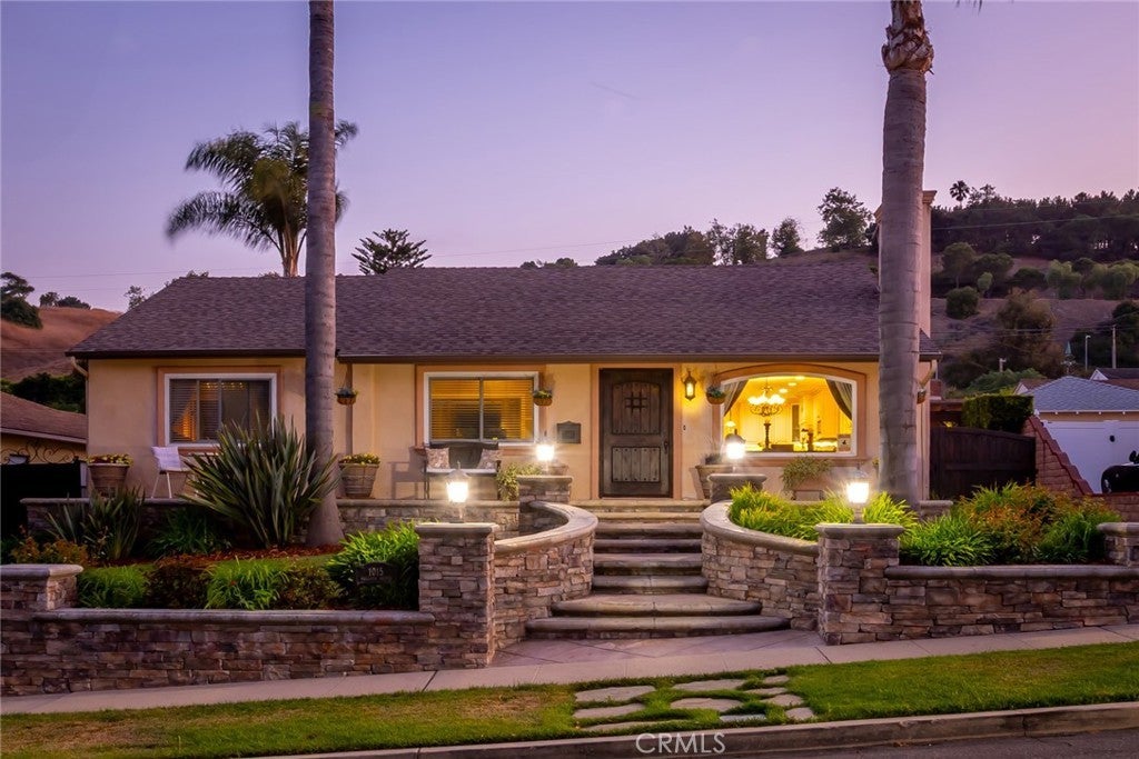 Photo of Listing #SB25174462