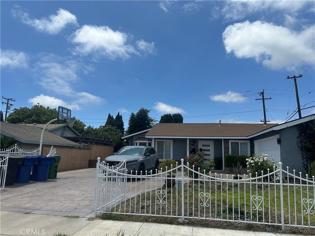 Photo of Listing #PW25174672