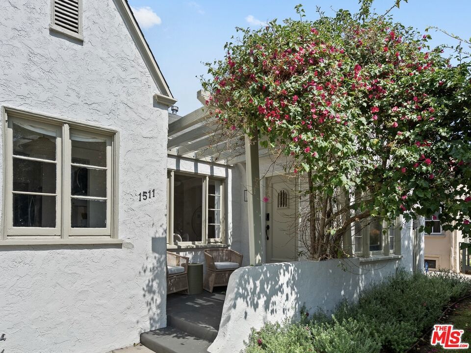 Photo of Listing #25573697