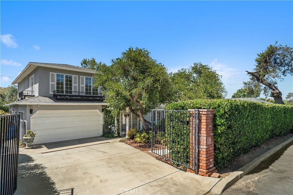 Photo of Listing #SR25171978