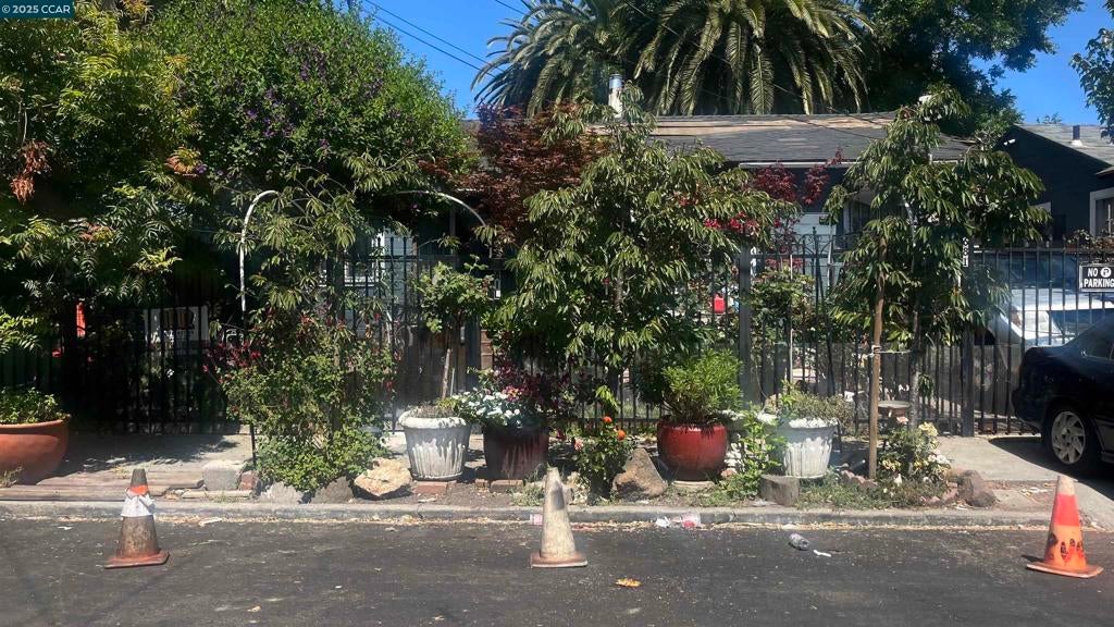 Photo of Listing #41107054