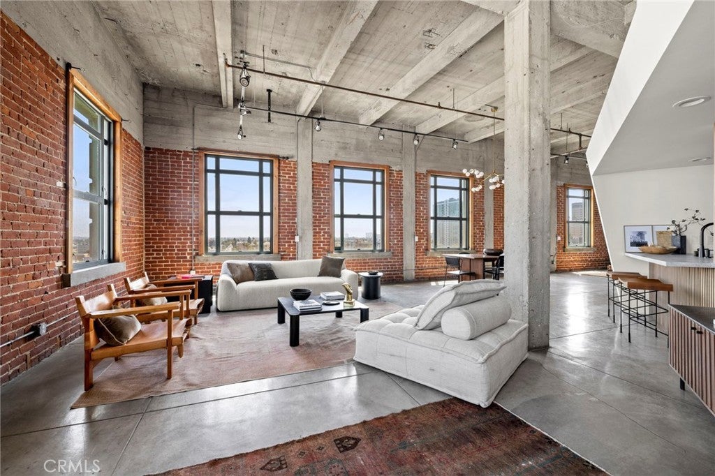 Photo of Listing #PW25174923