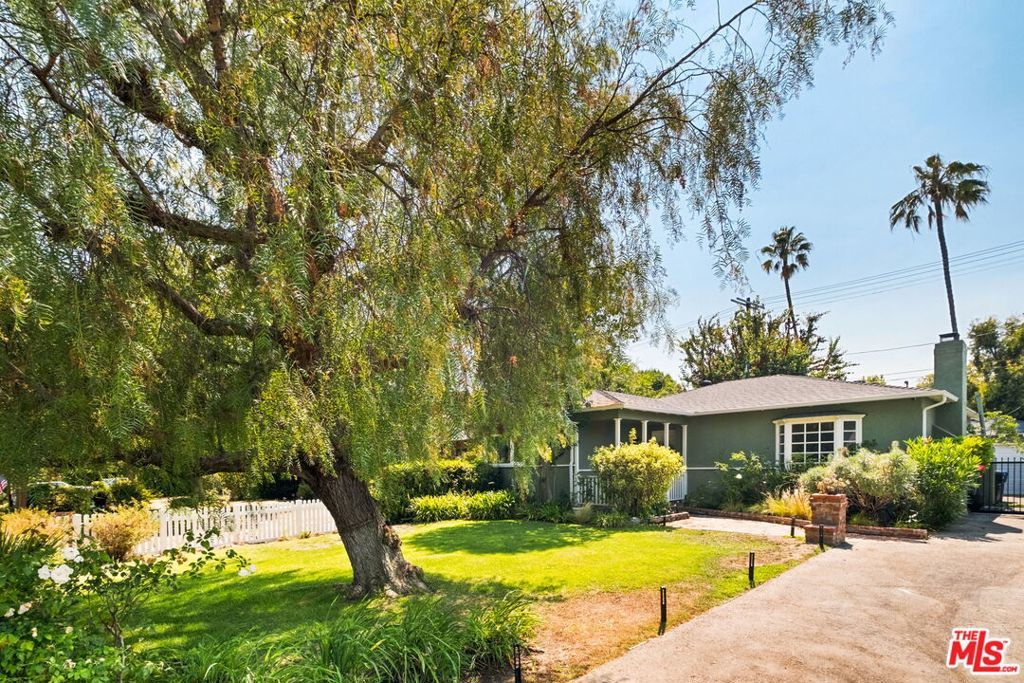 Photo of Listing #25574243