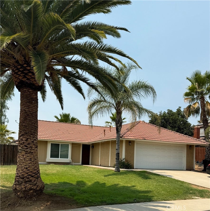 Photo of Listing #IV25175659