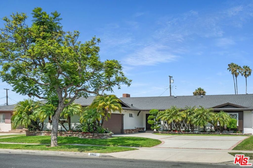 Photo of Listing #25572909