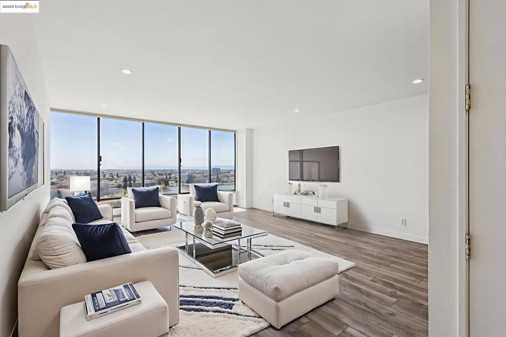 Photo of Listing #41107150