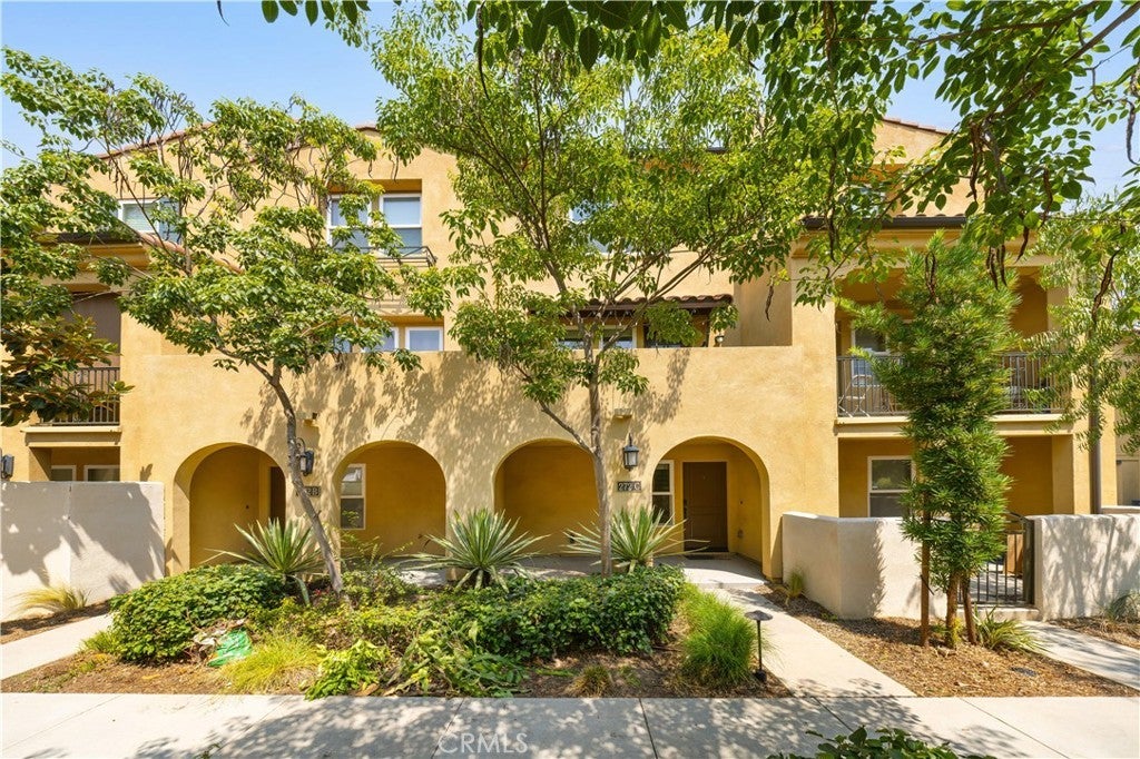 Photo of Listing #CV25176077