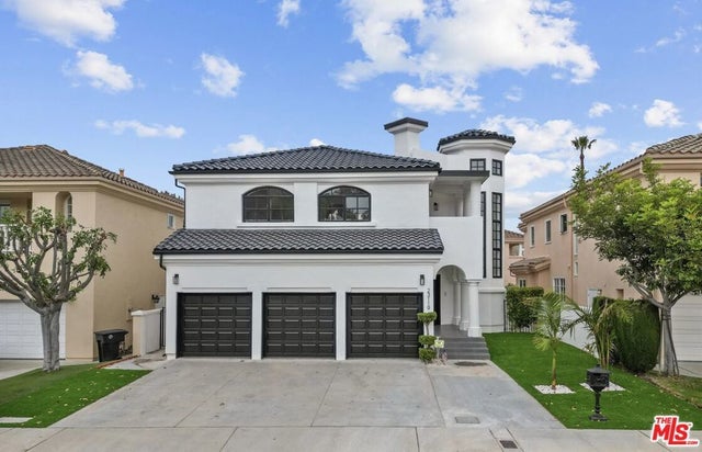 23119 Los Codona Avenue, Torrance.