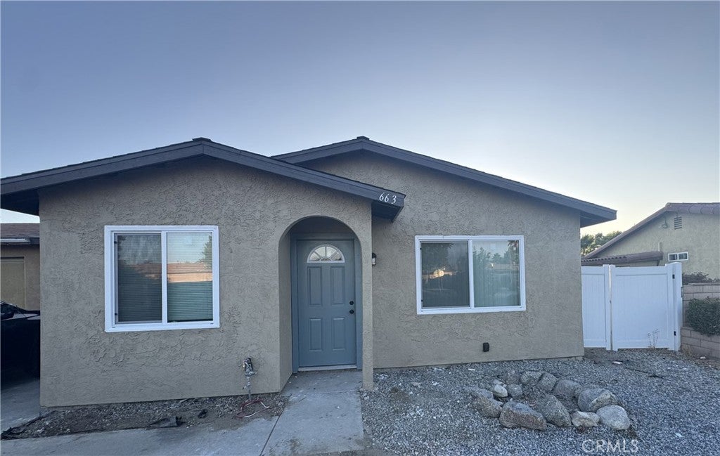 Photo of Listing #IV25176274