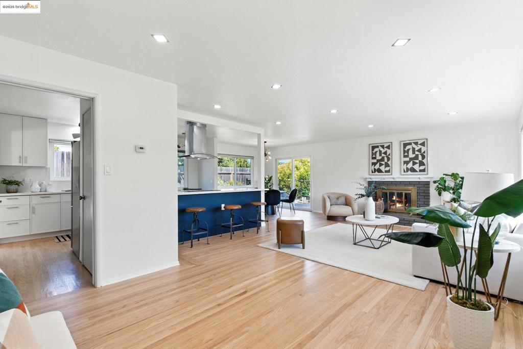 Photo of Listing #41107188