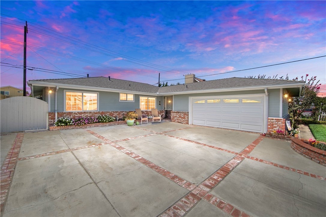 Photo of Listing #PW25171434