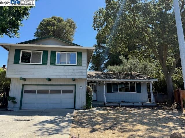 Photo of Listing #41107225