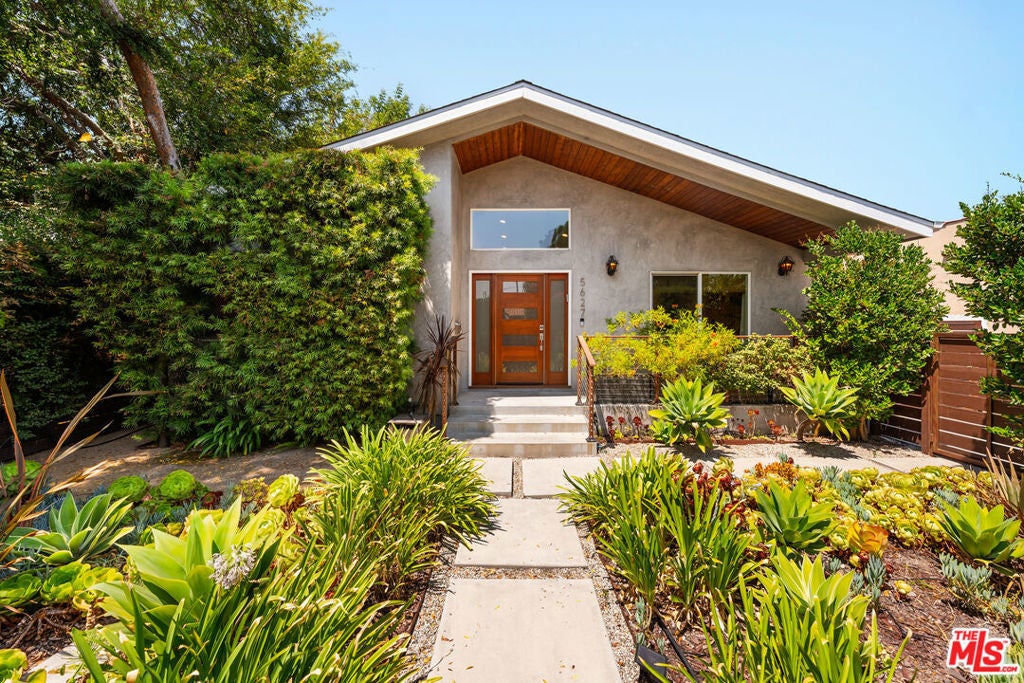 Photo of Listing #25574827