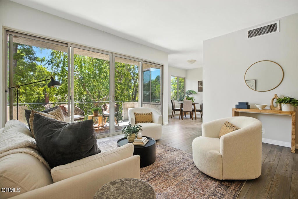 Photo of Listing #P1-23580