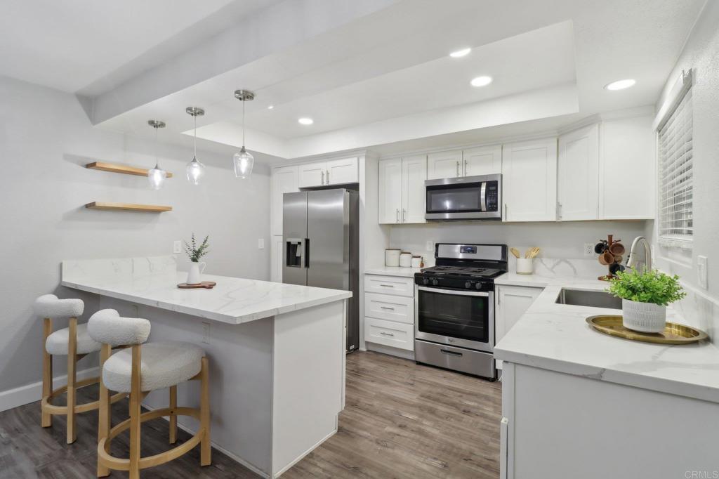 Photo of Listing #PTP2505949