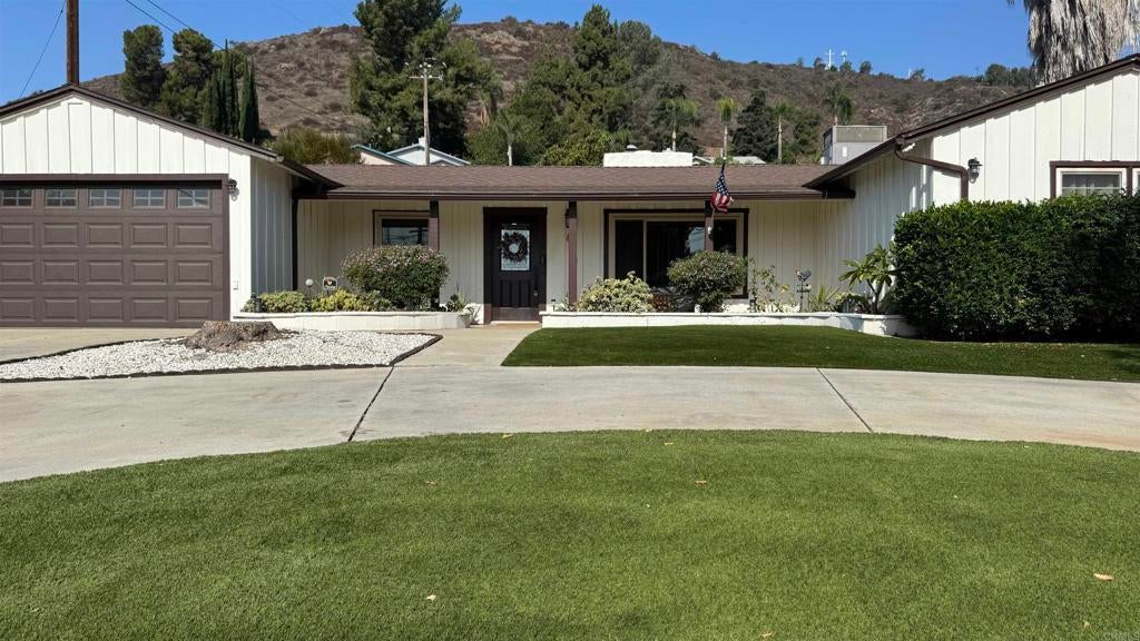 Photo of Listing #PTP2505950