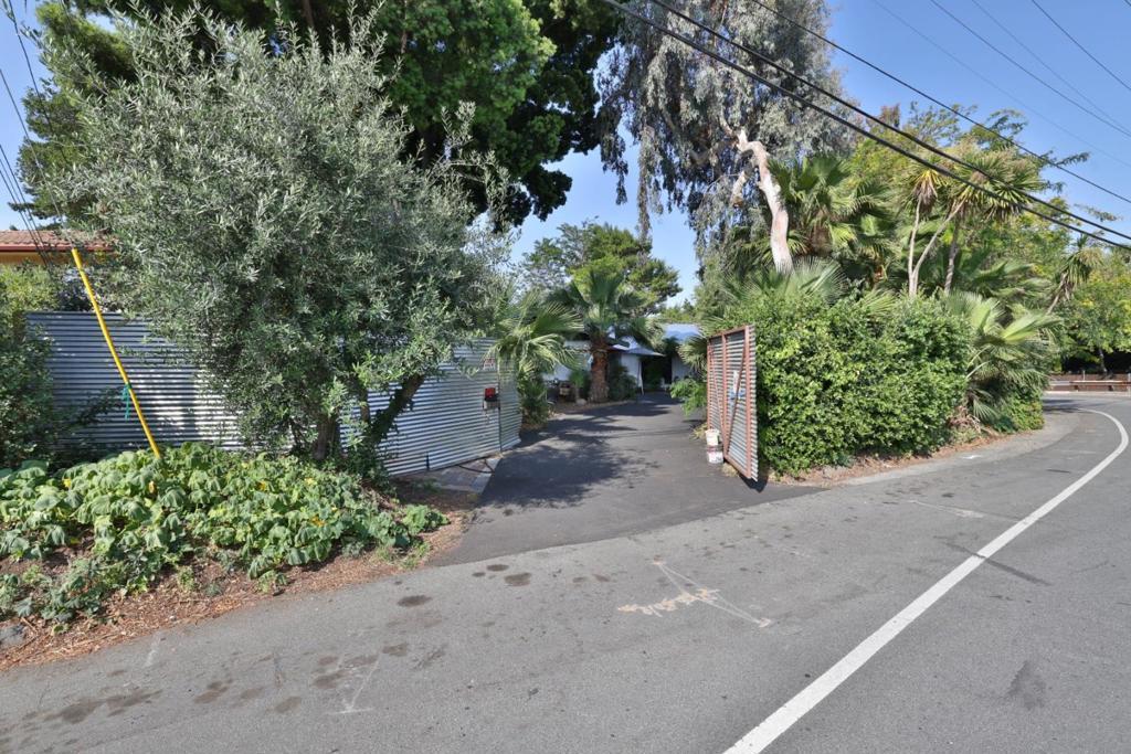 Photo of Listing #ML82017127