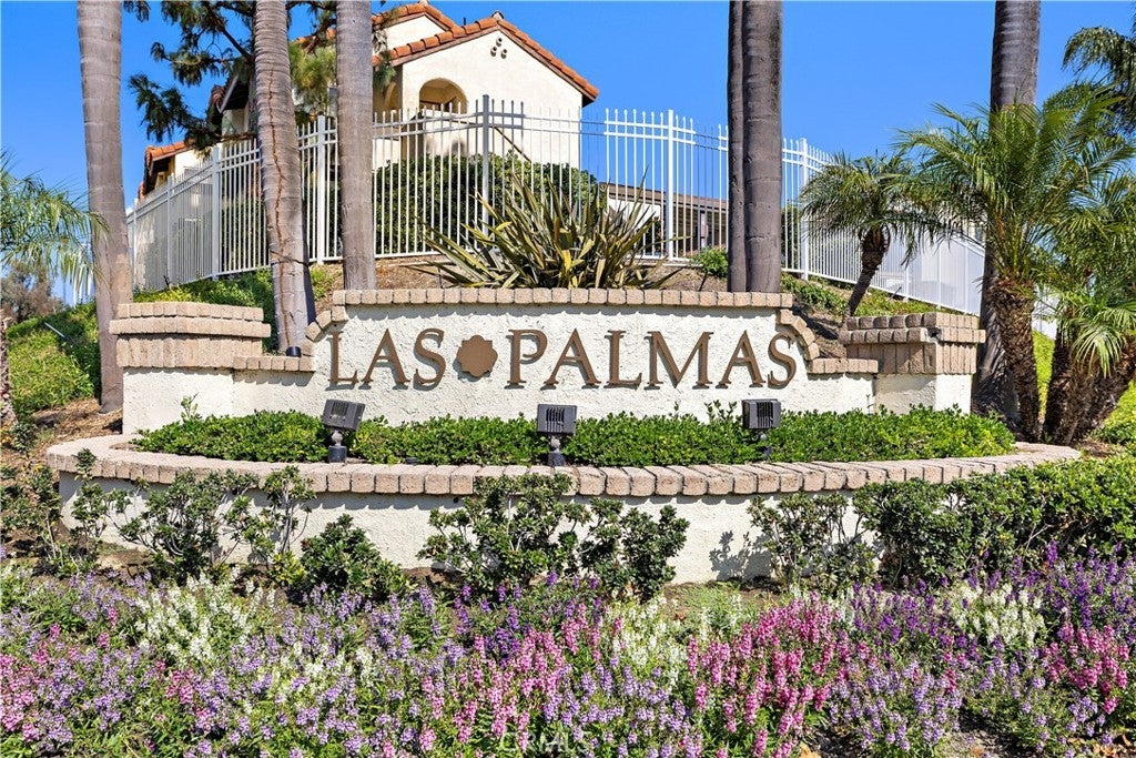 Photo of Listing #OC25177356