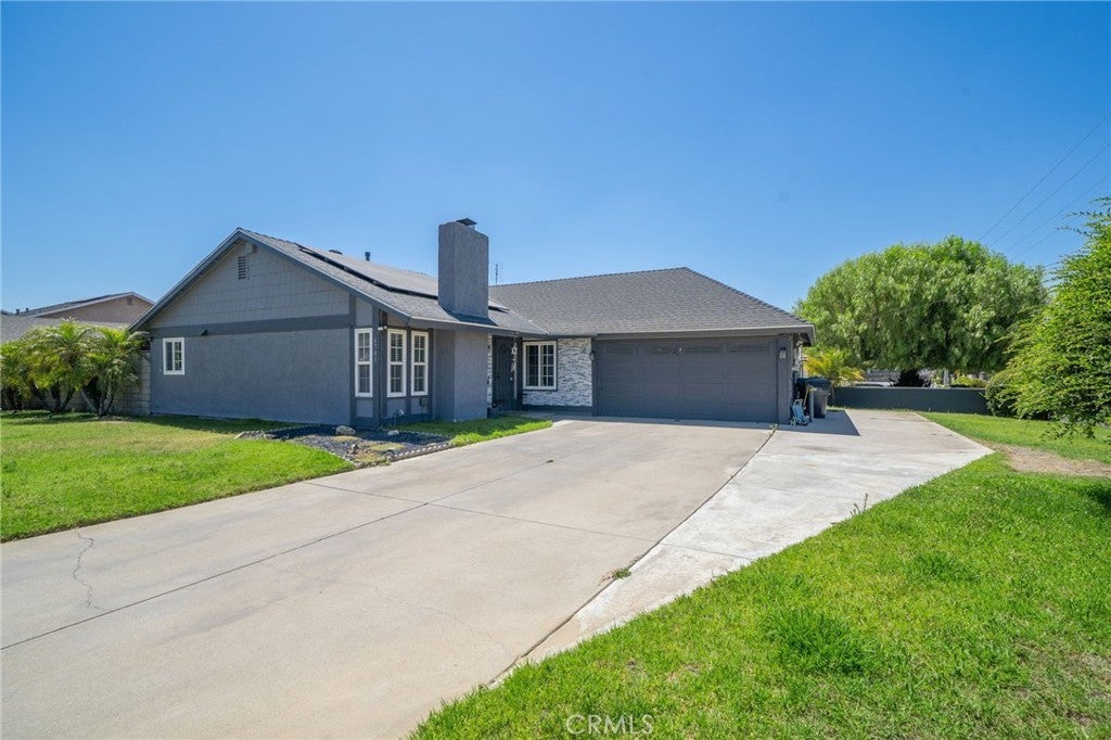 Photo of Listing #CV25177381